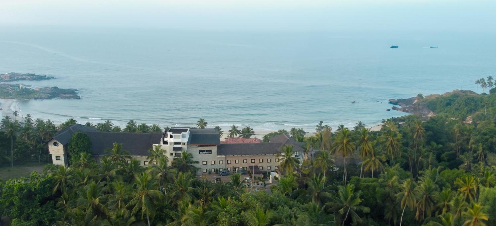 Gokulam Grand Turtle On The Beach Hotel Kovalam Kültér fotó